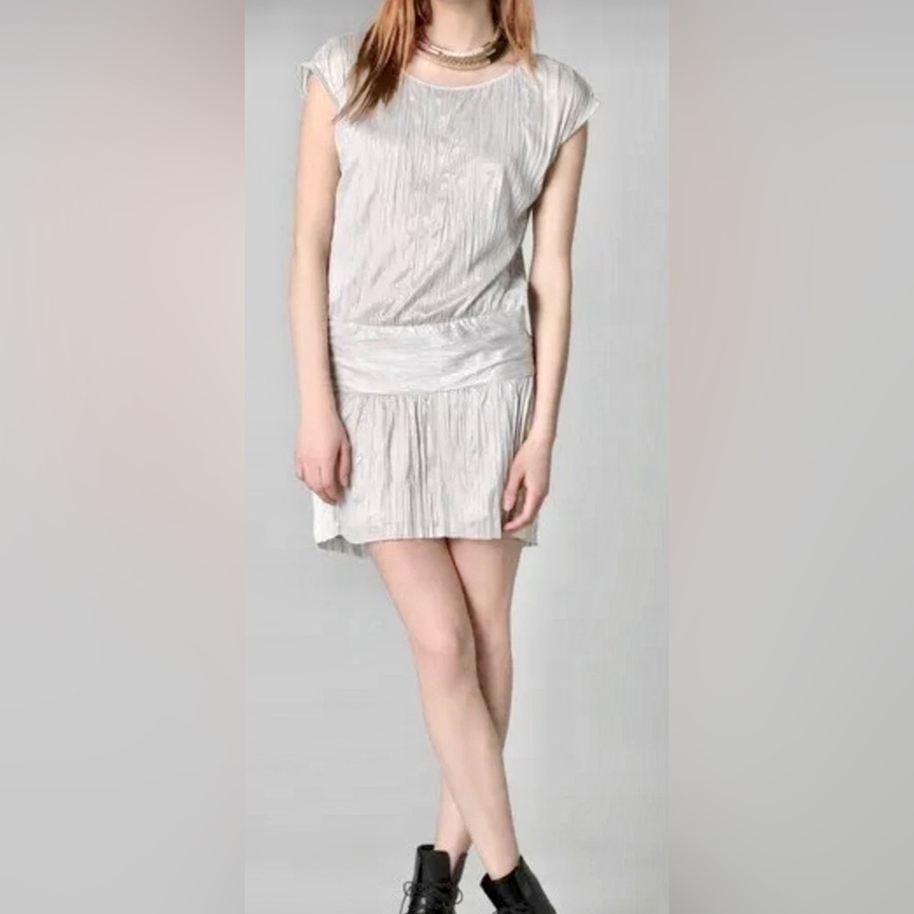 Theory Dolman Sleeve Denatria Dropped Waist Moonbeam Silver Silky Plissé Dress